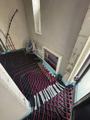 7Fußbodenheizung und Putz