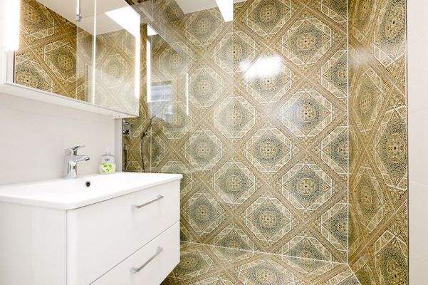 138 Bad Dusche (1 von 1)