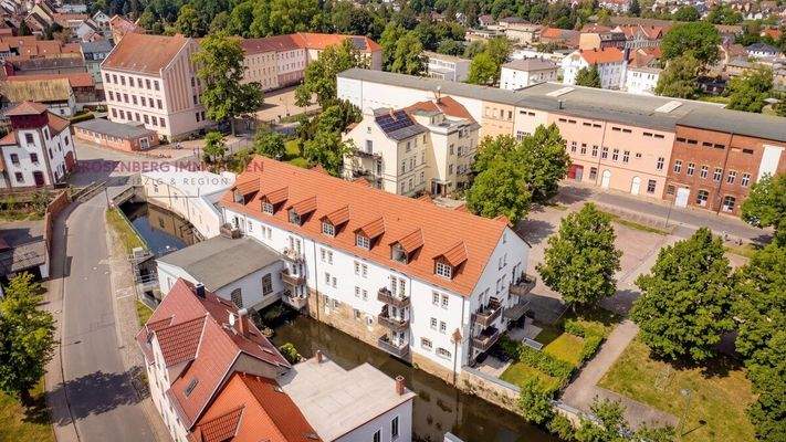 8457ad33-f50d8f0f-aussenansicht-etagenwohnung-in-pegau-pegau-jpg-aussenansicht-staging-etagenwohnung-in-pegau-pegau