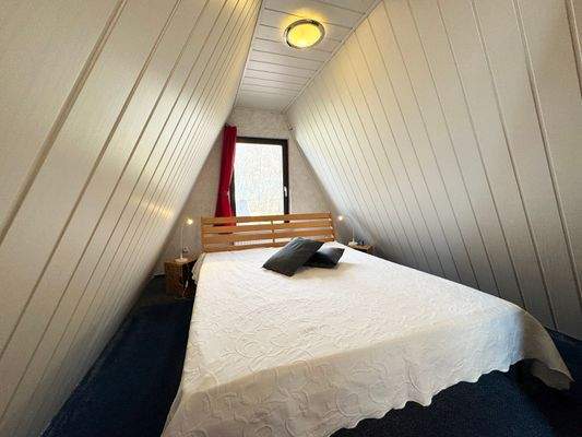 Schlafzimmer im OG in Nordausrichtung