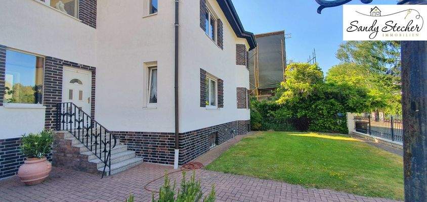 Außenansicht Gartenabschnitt.jpg