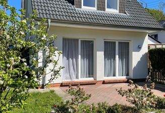 01 Ansicht Süden - Terrasse.jpeg