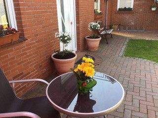 Terrasse vor dem Gartenhaus