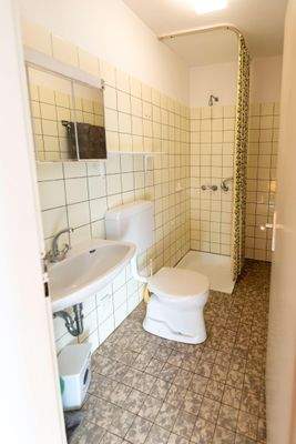 Gartengeschoss - Badezimmer 1