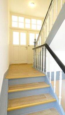 Treppenhaus / Eingang zum OG