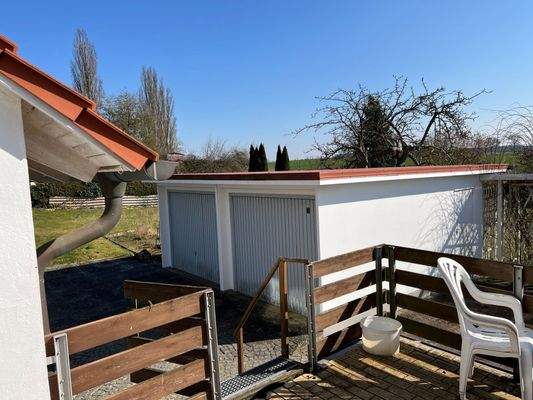 Doppelgarage Seitenansicht