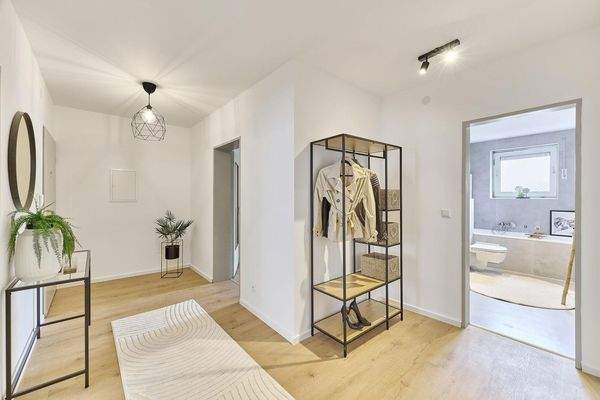 Flur mit Blick zum Eingang