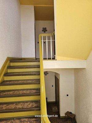 Innentreppe zum II. OG