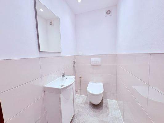 separates WC Einliegerwohnung