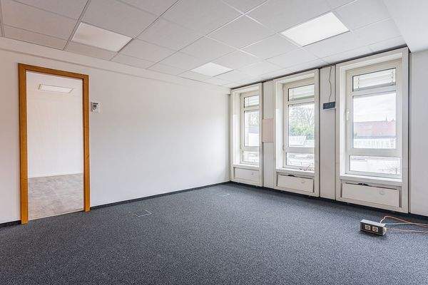 Büro Erdgeschoss