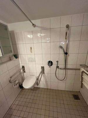 Barrierefreies Badezimmer