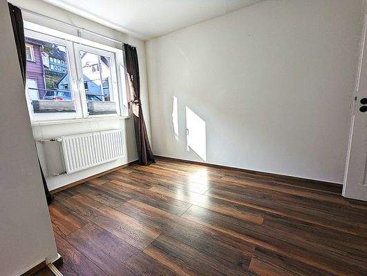 PXL_20251003_083952203