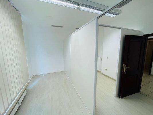 Behandlungsräume links.jpeg