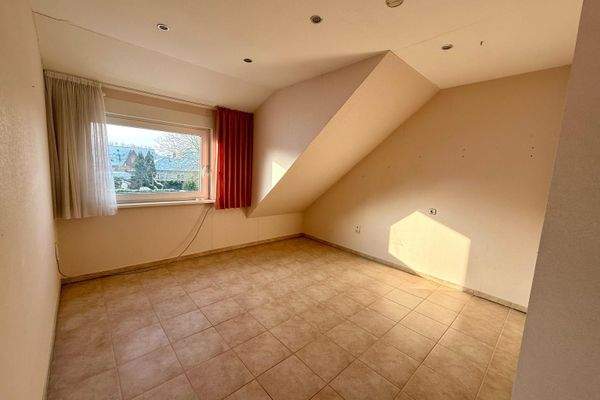 Zimmer im OG (Kind1)