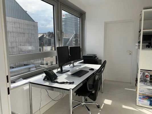 Office 3