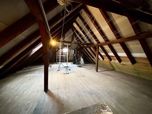 Dachboden (Sondernutzung ca. 60m²)