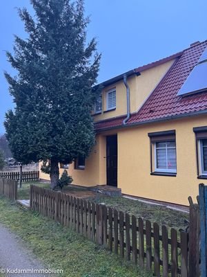 Wohnhaus Straßenseite