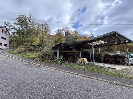 Carport / Stellplätze