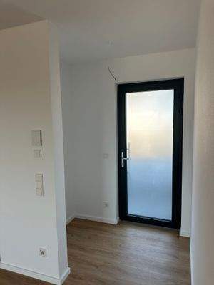 Wohnungseingang mit Garderobe