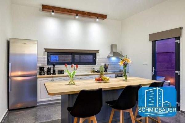 Kreta - Wunderschön präsentiertes Haus im idyllischen Dorf Kalohorafitis zu verkaufen