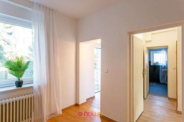 Zugang zu Bad und Garten