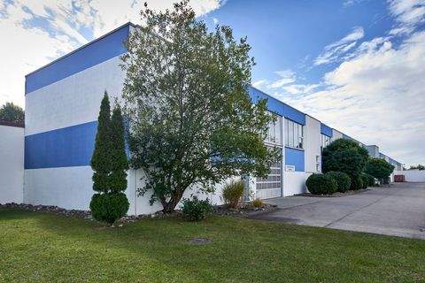 Illertissen Halle, Illertissen Hallenfläche