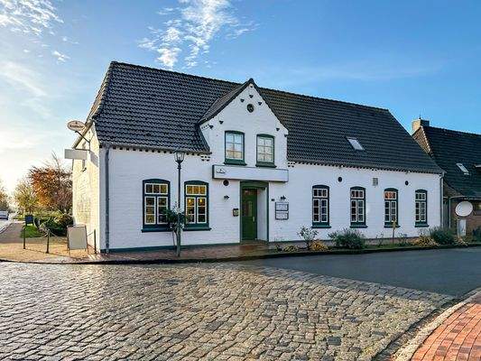 1. Haupteingang Gastronomie.jpg