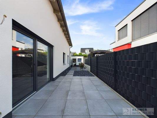 Terasse   Zugang Garage
