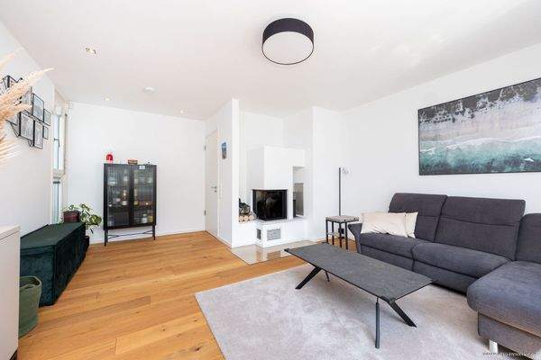 Wohnbereich mit Kamin