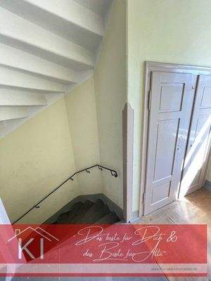 Treppenhaus mit 1x Abstellraum