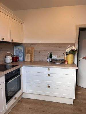 8. Küche Bild 2.jpeg