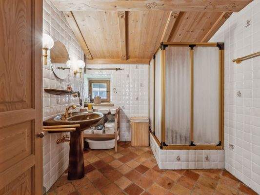 Bad und Gäste-WC OG_1