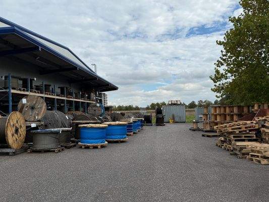 saubere und gepflegte Außenanlagen