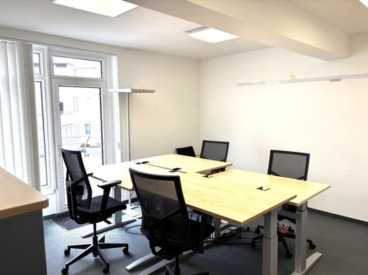 Büro 1