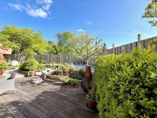 Garten mit Terrassen