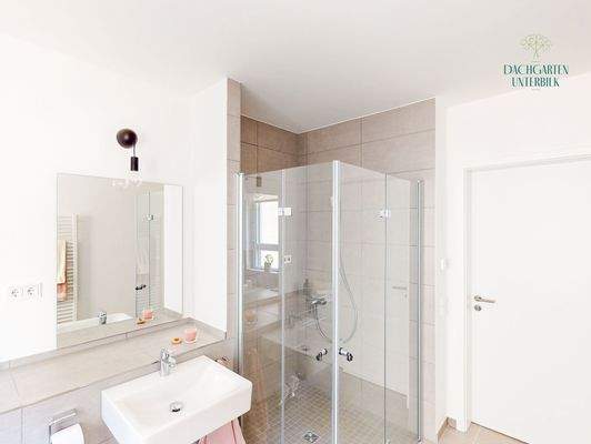 Modernes Bad_Musterwohnung