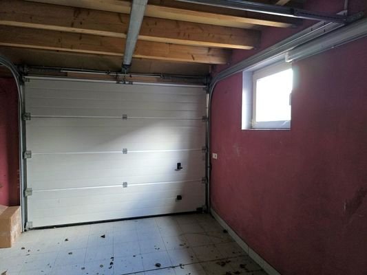 Garage 2