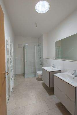 Badezimmer 2