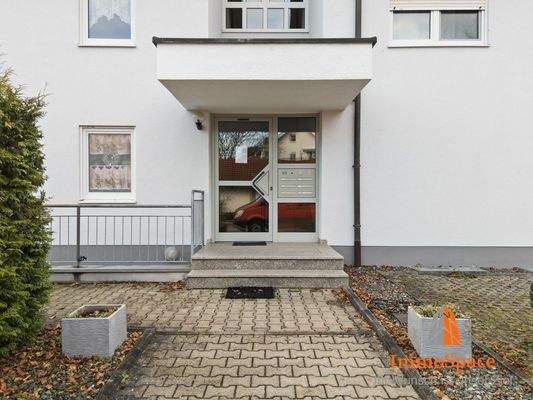 Gepflegter Eingangsbereich