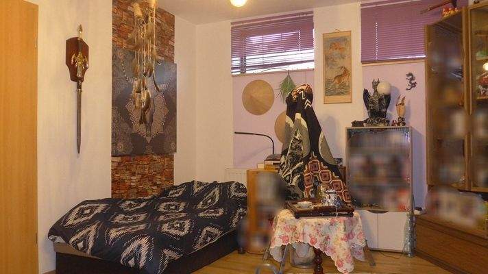 Arbeits- bzw. Kinderzimmer Keller