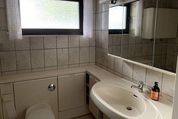 Badezimmer der Einliegerwohnung