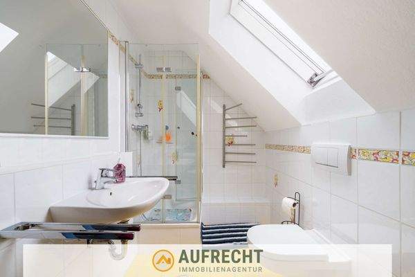 Badezimmer Dachgeschoss 