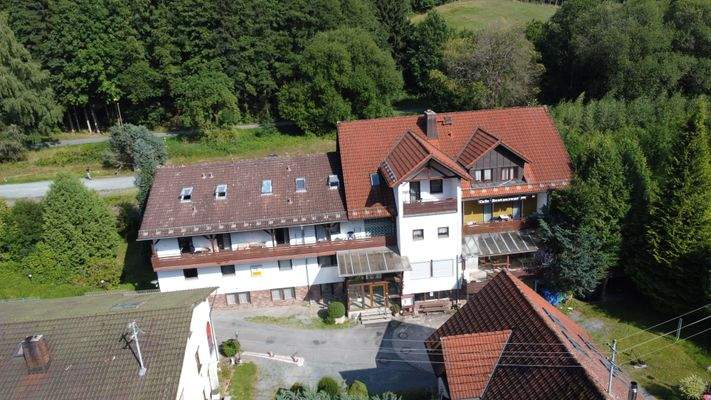 Frontansicht - Drohnenshot