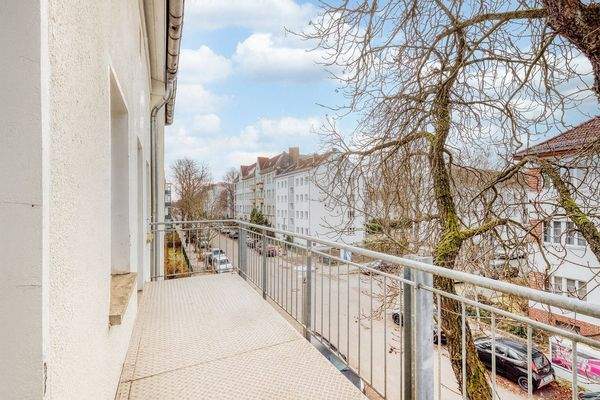 Großzügiger Balkon mit Südwestausrichtung