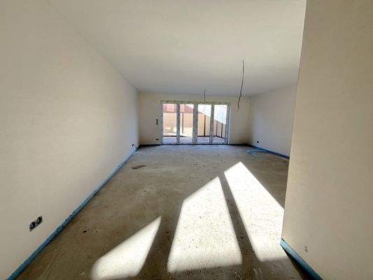 20251120_102443496_iOS