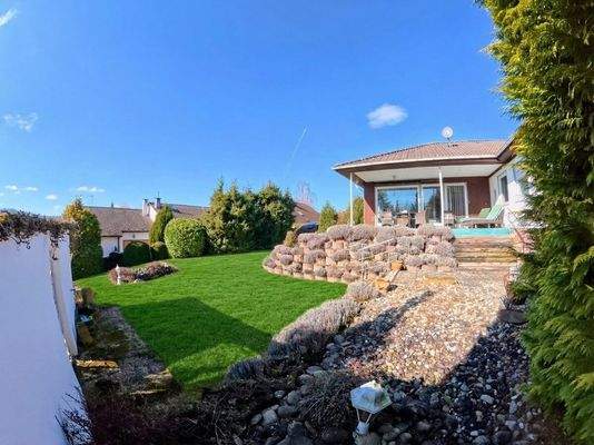 Platz zum Spielen und Erholen