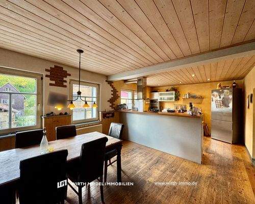 Wohnküche mit EBK Wohnung Vorderhaus