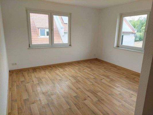 Innenfoto OG-Wohnung EFH/ZFH (4)