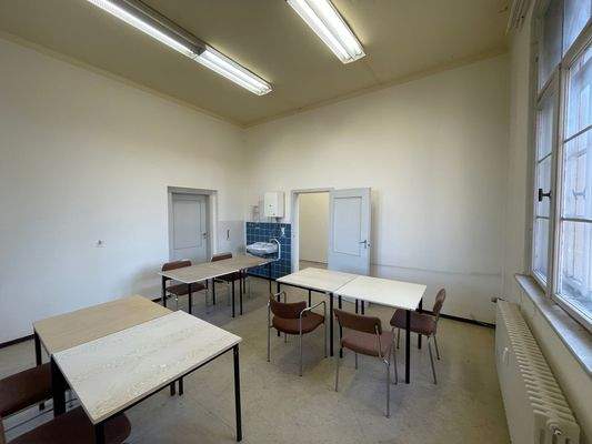 Raum 2 - Blick zur Tür