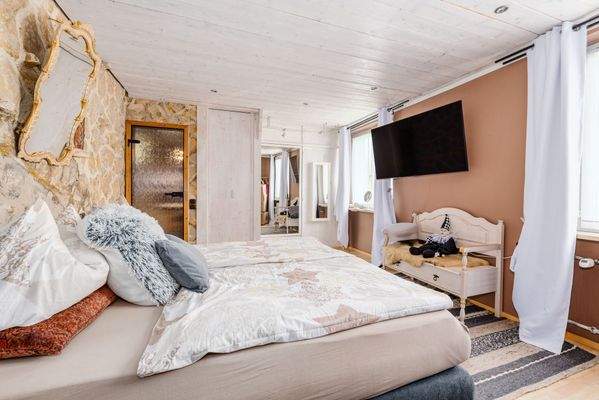 Schlafen 3 mit Bad2 und Ankleide